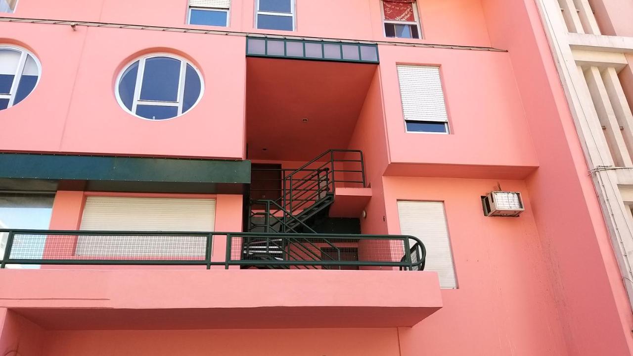 Hostel Theorynomad Al *
