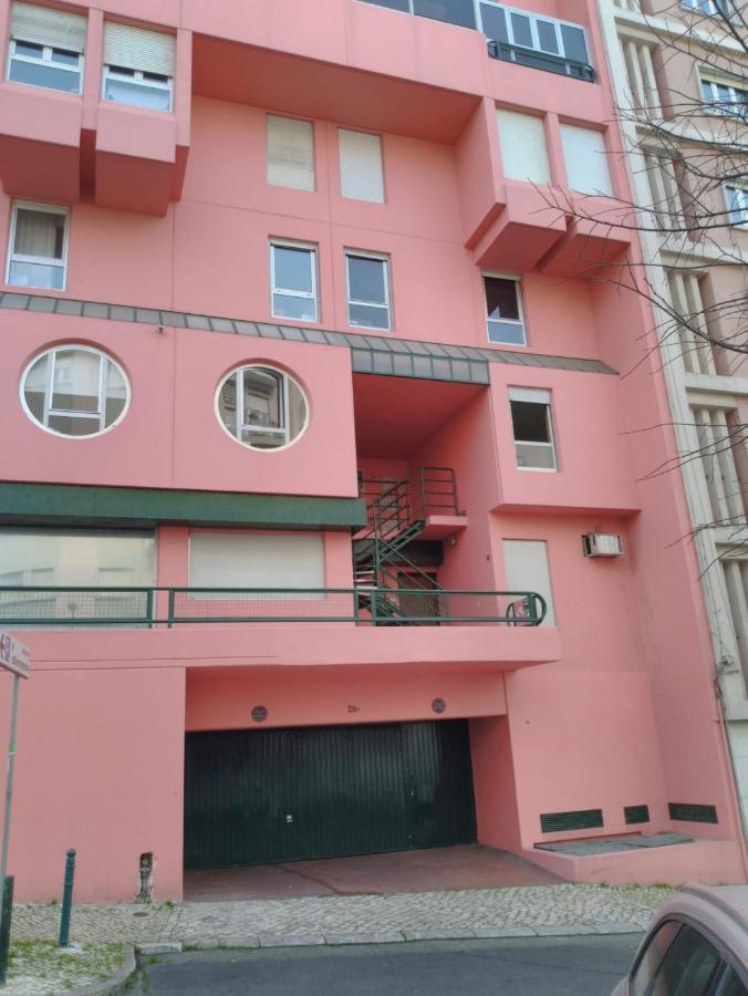Theorynomad Al Lissabon